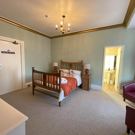 The Captain'S Lodge Room Only Accommodation Whitby Exterior foto